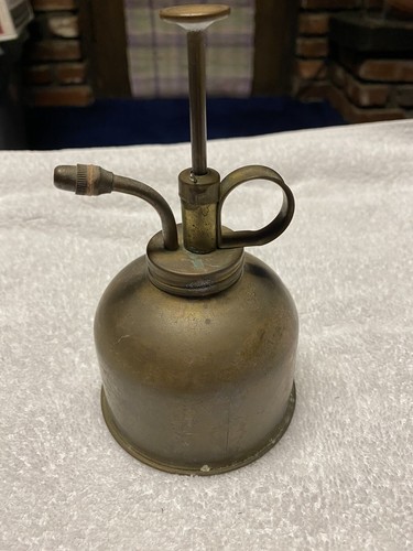 Vintage pump can thumb - vintage,